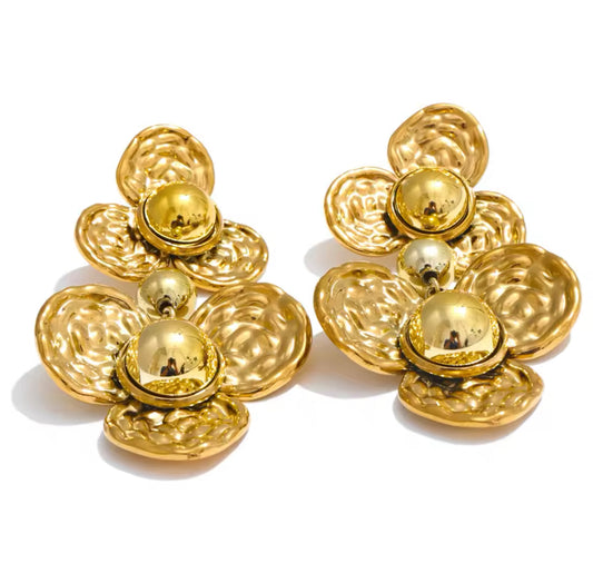 Golden Flower with Pearl Accent