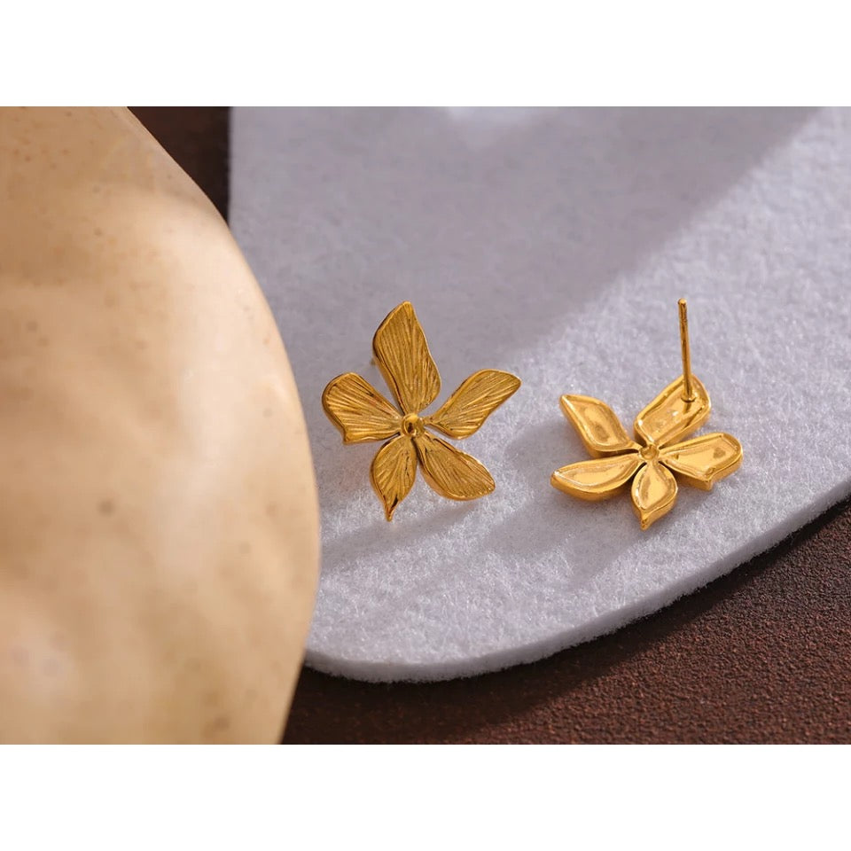 Gold Flower Stud